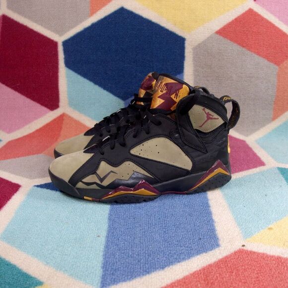 Nike Air Jordan 7 Retro Black Olive Cherrywood Red Sneakers Men's Size 9 US - Picture 1 of 8